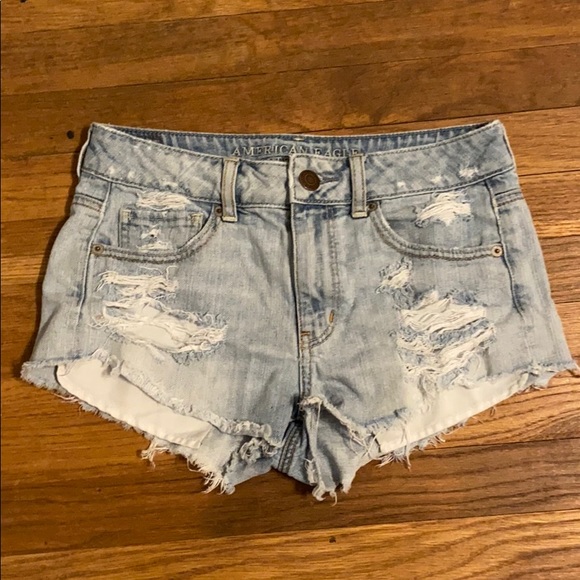 American Eagle Distressed Denim Cutoff Jean Shorts - Picture 1 of 3